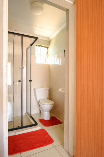 Bathroom 3, ALIMOP BED AND BREAKFAST, City of Johannesburg