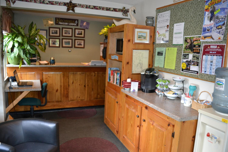 Others 5, Kancamagus Lodge, Grafton