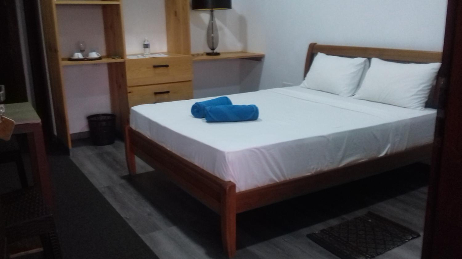 Others 5, Hi Win Hotel, Chilaw