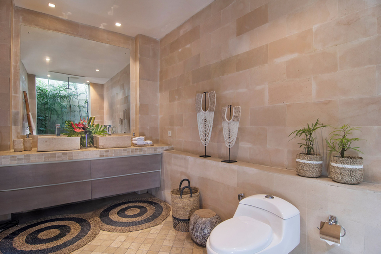 Bathroom 4, Villa Mia by Villa Finder, Badung