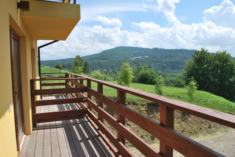 Others 4, Noclegi nad Solina, Lesko