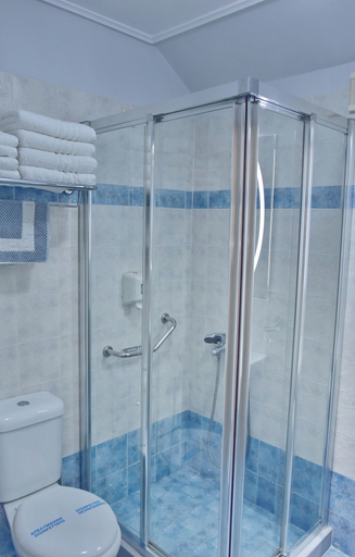Bathroom 4, Emporios Bay Hotel, North Aegean