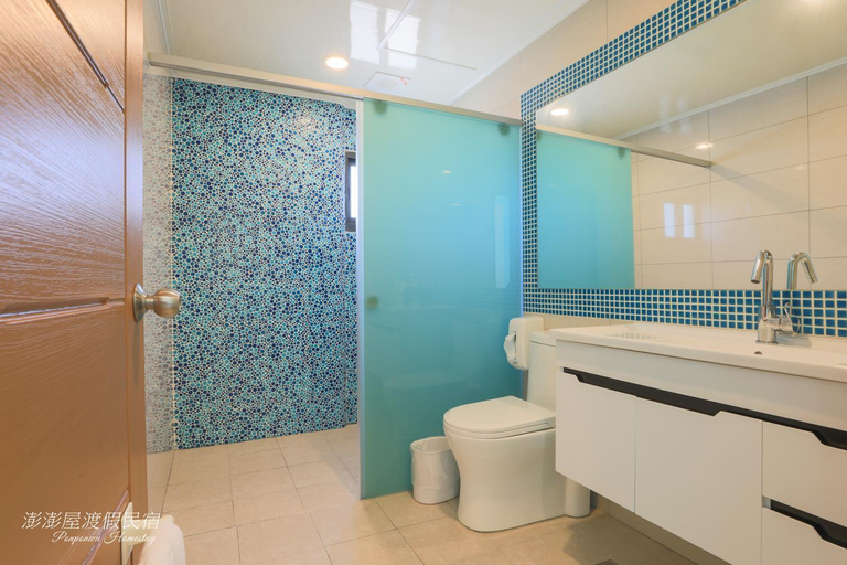 Bathroom 3, Pon Pon Wu Homestay, Penghu
