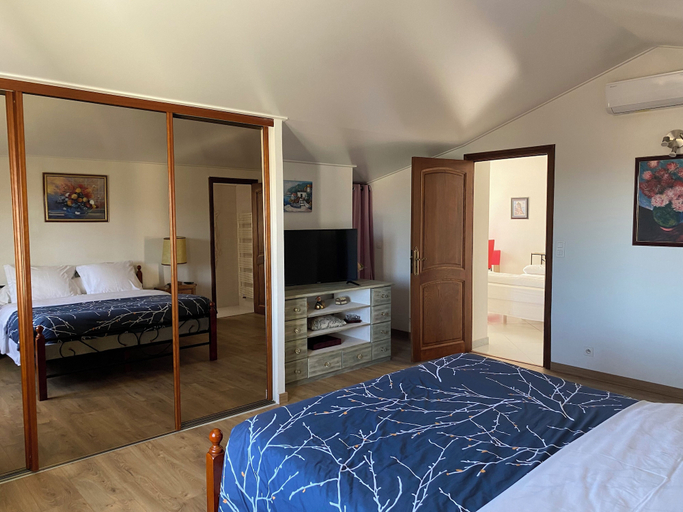 Bedroom 5, House Angeli, Haute-Corse