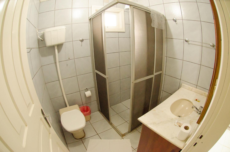 Bathroom 3, Oasis Hotel, Palmitos