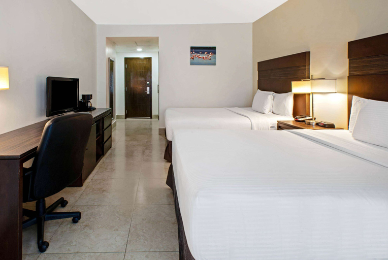 Bedroom 4, Wyndham Garden Cancun Downtown, Benito Juárez