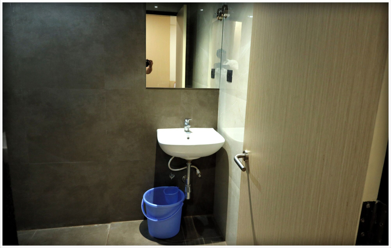 Bathroom 3, Sri Sri Sri Excellency, Khammam