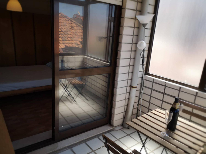 Others 5, Quarto com 4 camas (Beliches+ 1 Sofa-cama), Porto