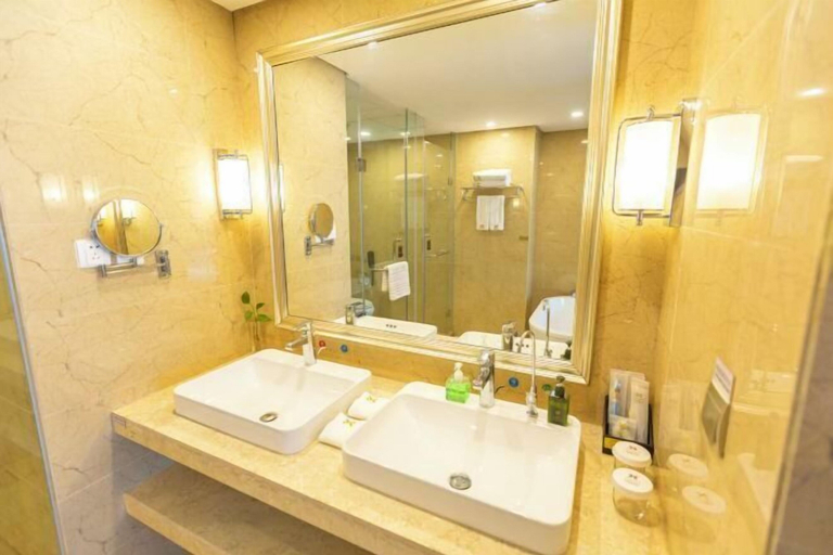 Bathroom 4, Pidu International Hotel, Shijiazhuang
