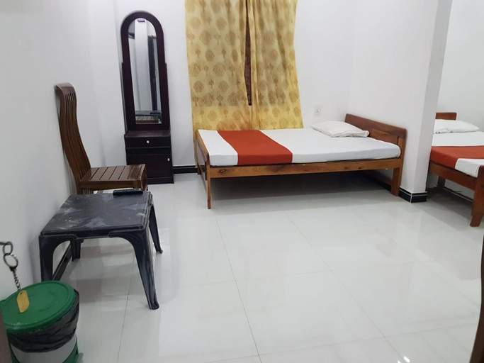 Bedroom 3, St Anne's Hotel & Restaurant, Jaffna