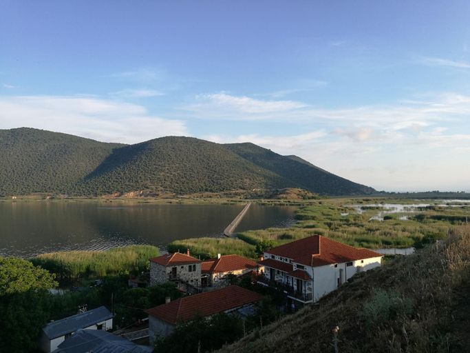 Others 3, Agios Achillios, West Macedonia