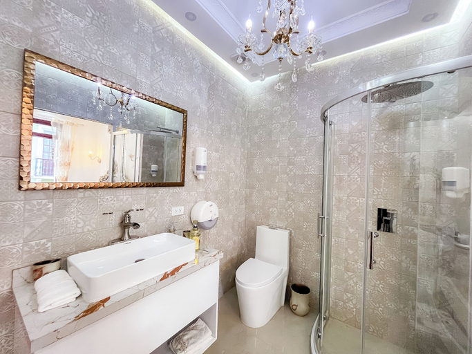 Bathroom 4, Hotel & Rooftop King Experience by David, Quito