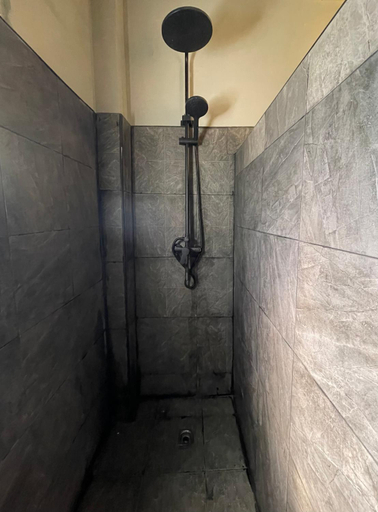 Bathroom 5