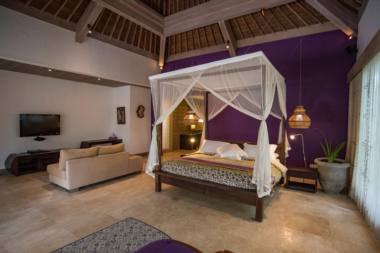 Bedroom 12