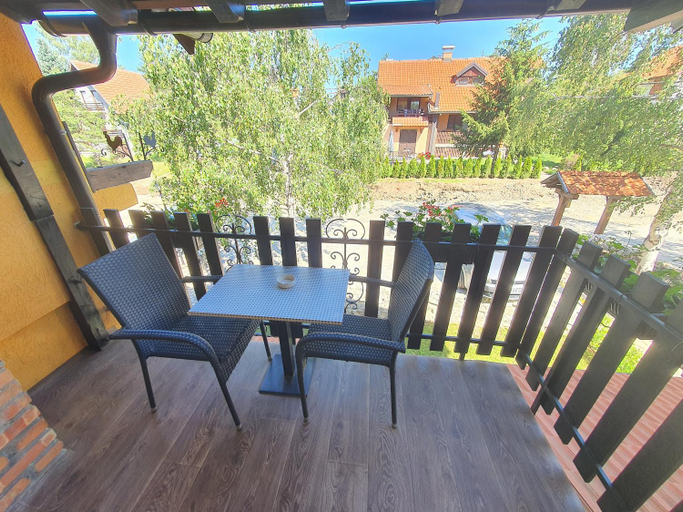 Others 5, Apartments Milena Zlatibor - Dvoriste & Parking, Čajetina