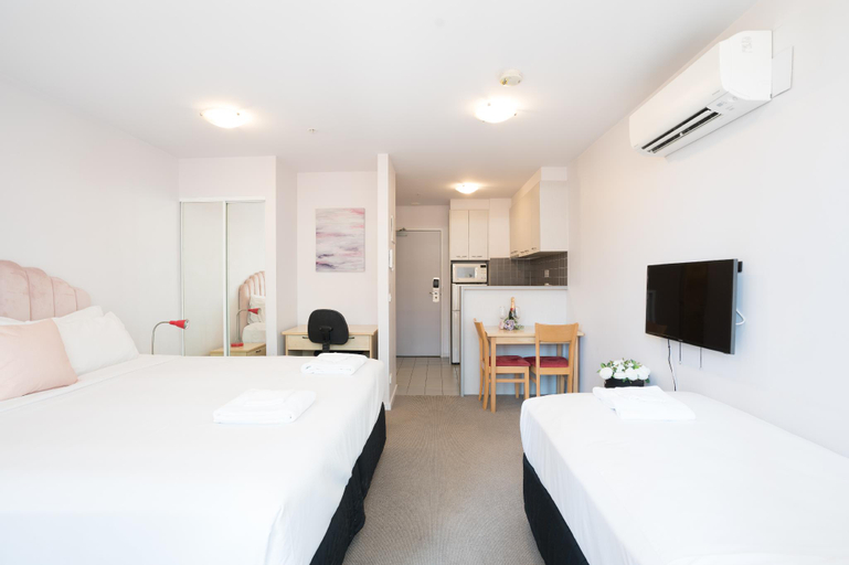 Bedroom 13