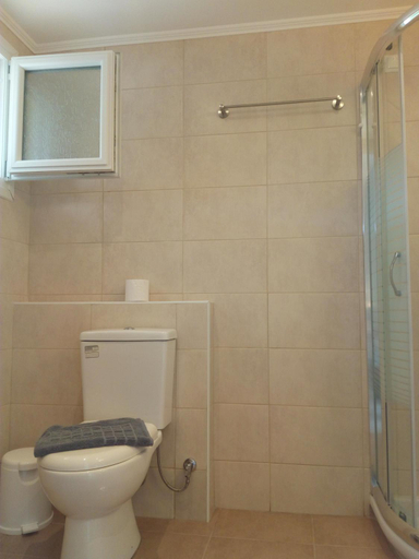 Bathroom 3, Athineon, Ionian Islands