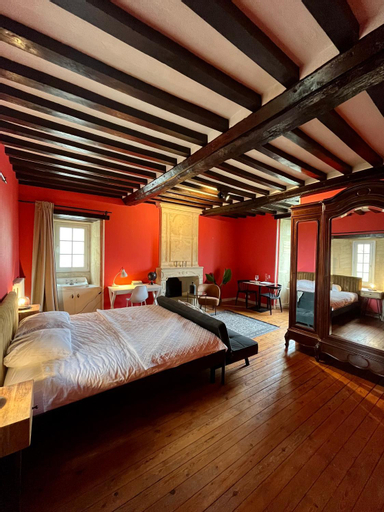 Bedroom 2, Le Nouveau Port, Calvados