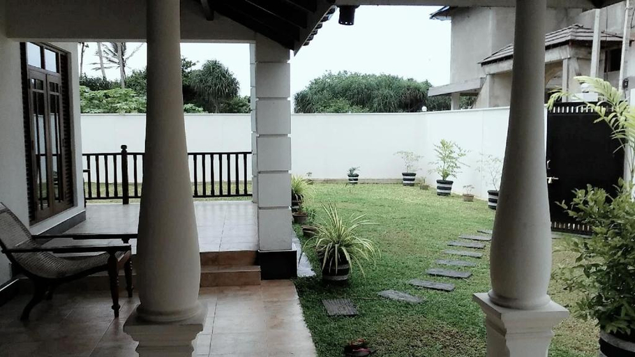 Others 5, Villa 76, Weligama