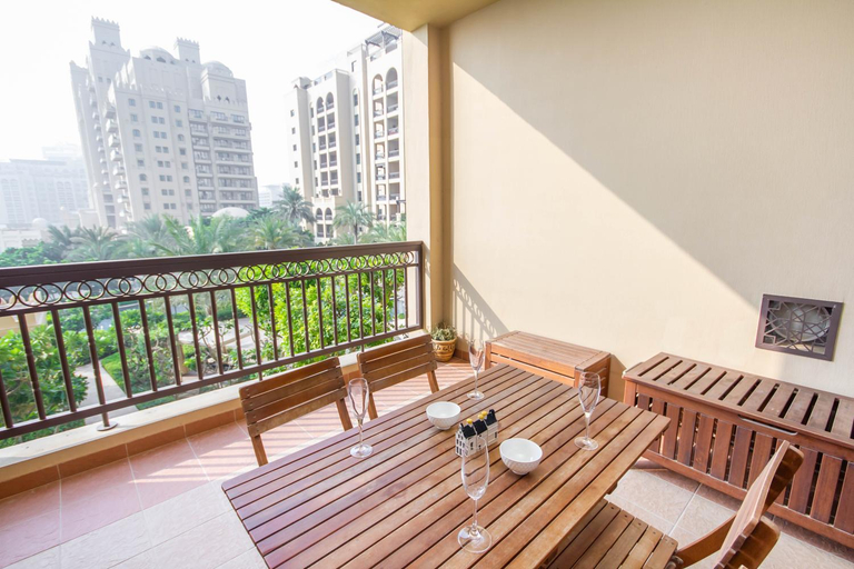 Others 5, 2 Bedroom Apartment with Beach Access FS319, Dubai