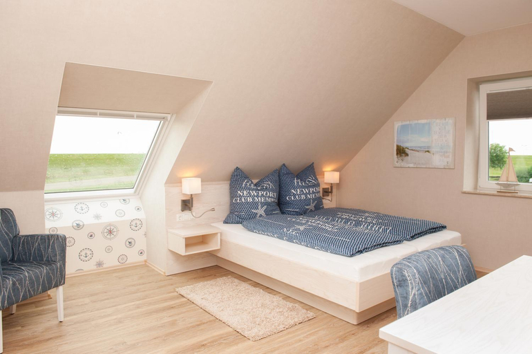 Others 4, Hotel HaWattn, Aurich