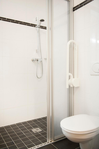 Bathroom 3, Hotel Guidassoni, Leibnitz