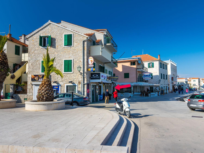 Food & Drinks 4, Navis Luxury Apartments, Vodice