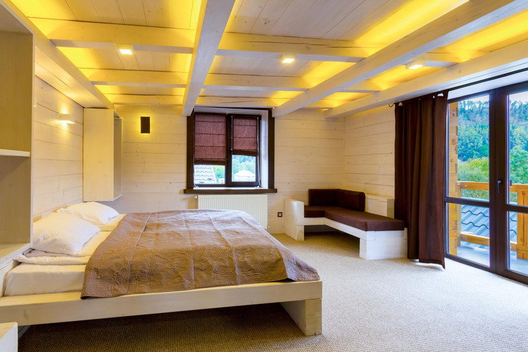 Bedroom 2, FoRest, Iaremchans'ka