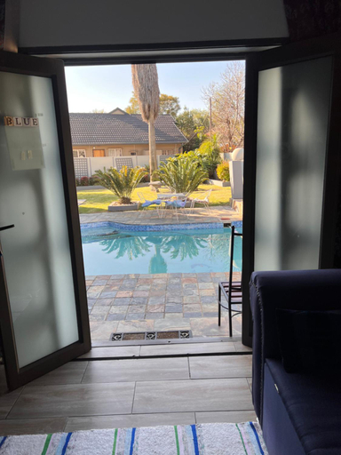 Others 3, 2 Op Terblanche Guesthouse, Ekurhuleni