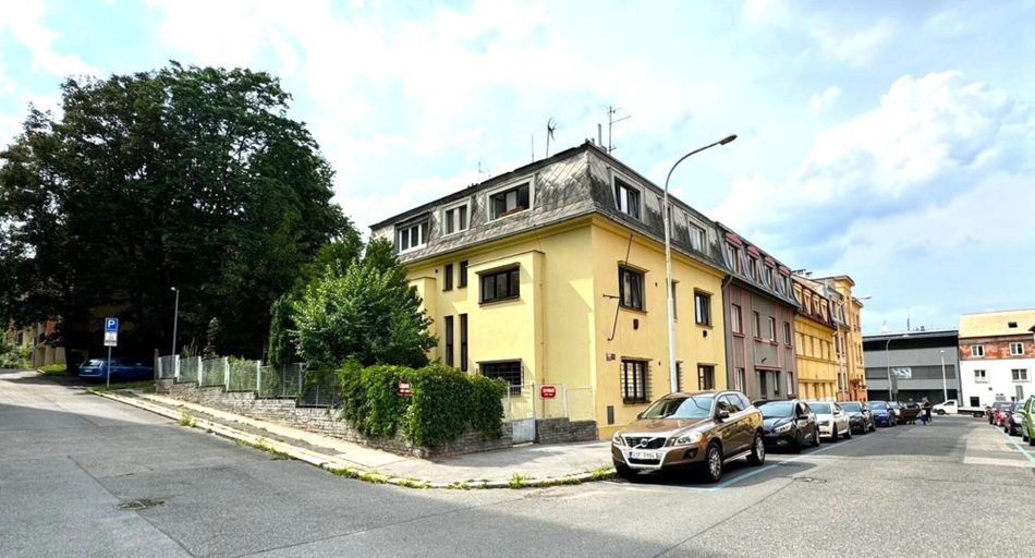 Exterior & Views, Hillside Studios, Praha 5