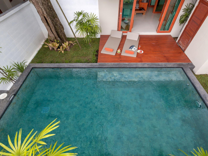 Swimming Pool 8