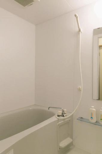 Bathroom, Reve K 301, Naha