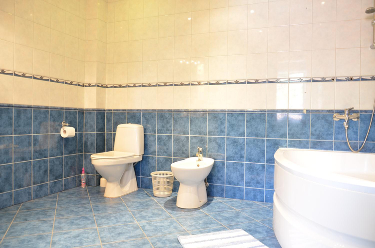 Bathroom 4, Apartments with outdoor SPA jacuzzi and sauna, Vilniaus