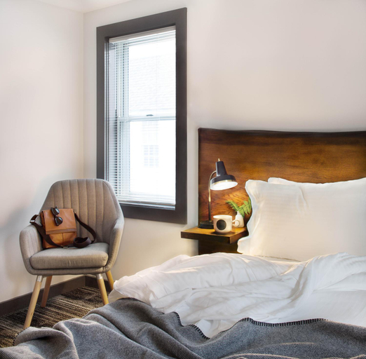 Bedroom 5, Main and Mountain, Windsor