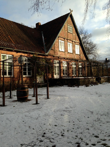 Others 5, Privatzimmer Alte Schule, Uelzen