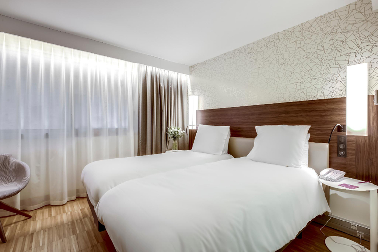 Bedroom 29