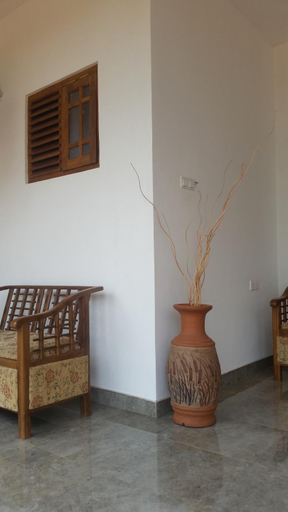Public Area, Sunhill Lake Tourist Rest, N. Palatha East