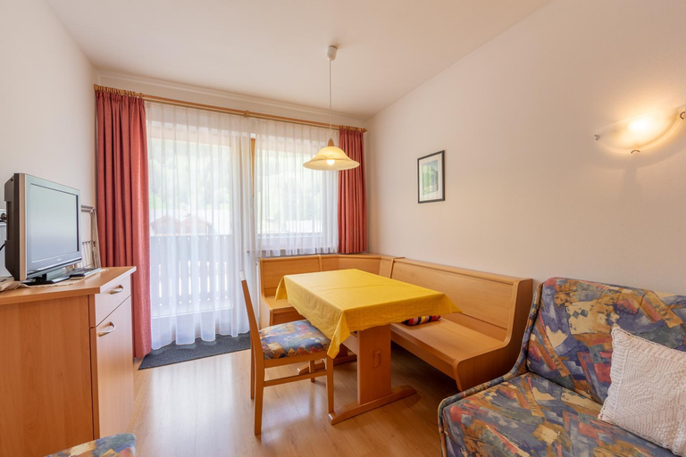 Others 4, Residence Trenker Luis, Bolzano