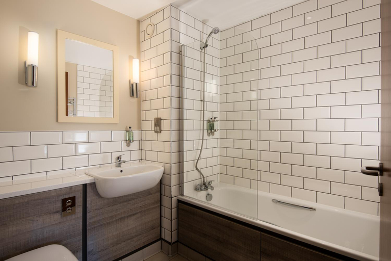 Bathroom 3, The Hog's Head Inn - The Inn Collection Group, Northumberland
