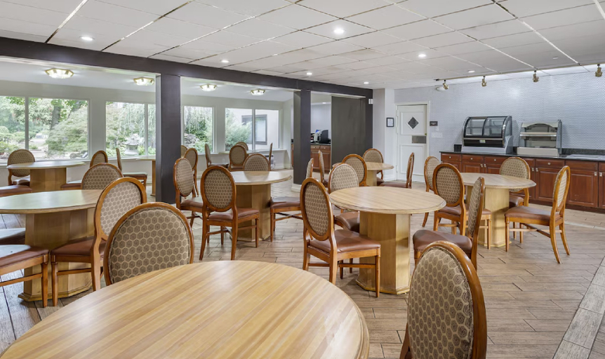 Food & Drinks 5, Amwell Suites Somerset Bridgewater, Somerset