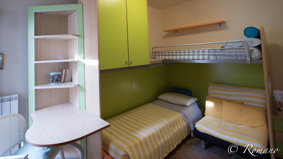Bedroom 3, Villa Montefontane, Imperia