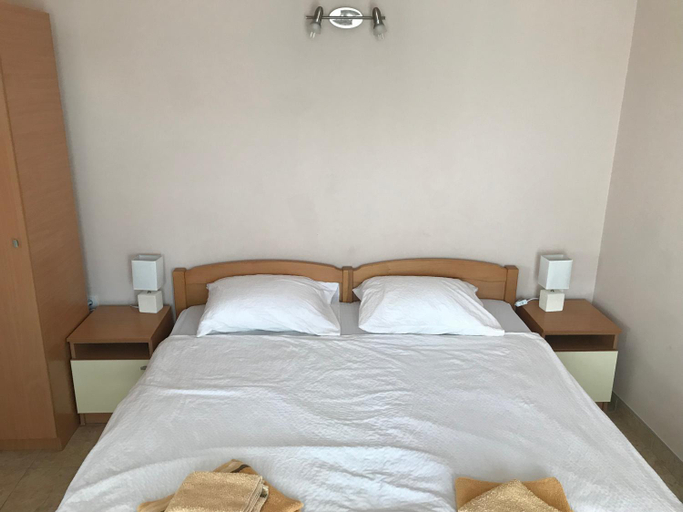 Bedroom 2, Apartmani Tomovic