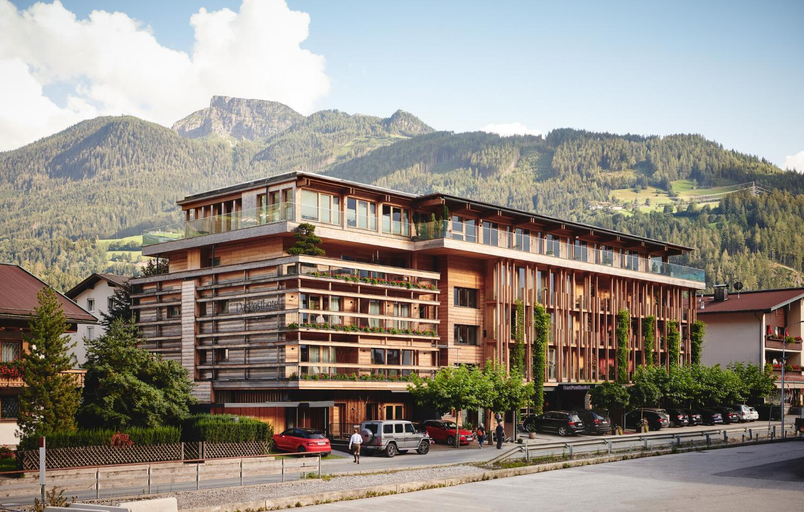 Exterior & Views 1, Small Luxury Hotel of the World - DasPosthotel, Schwaz