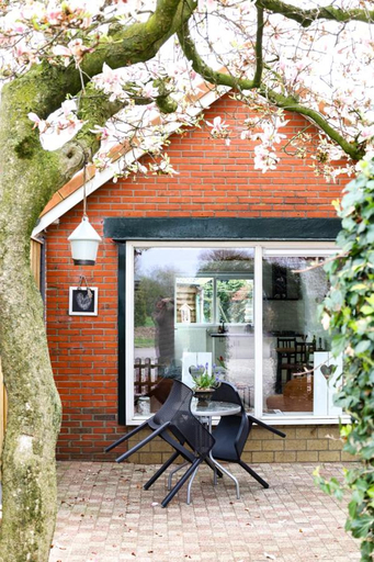 Others 5, Huisje Sasa, Harderwijk