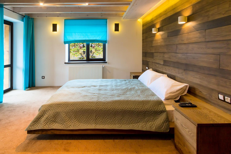 Bedroom 3, FoRest, Iaremchans'ka