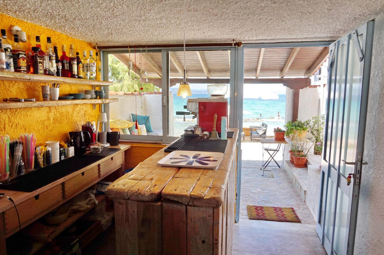 Public Area, The Beachhouse Apartments, Attica