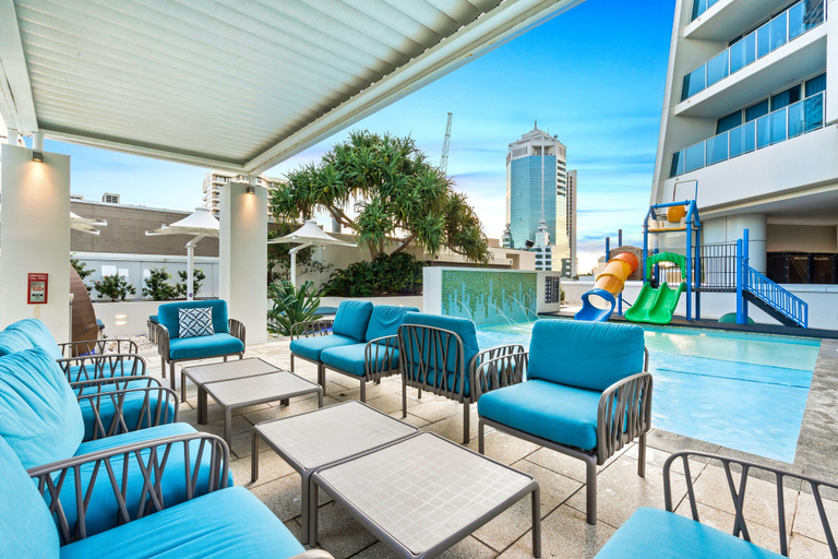 Food & Drinks, H Residences Self Contained – WOWSTAY, Gold Coast