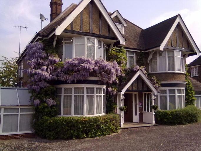 Others 3, Cranston House, West Sussex