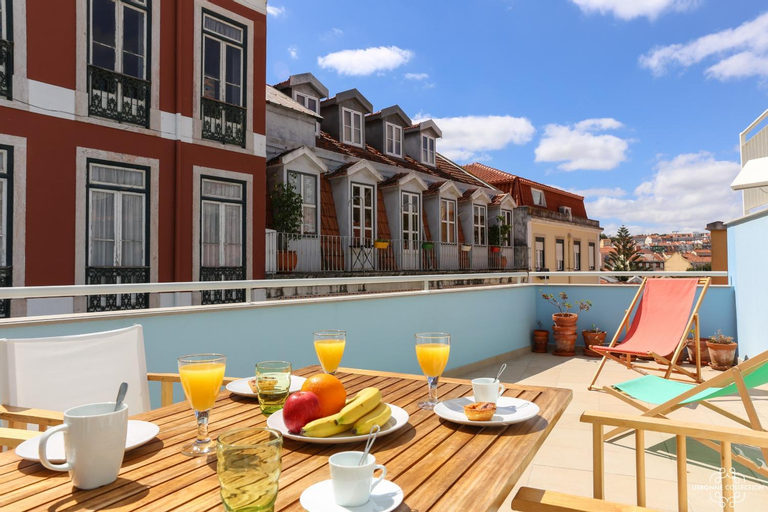 Azulejos' Charming Apartment with Terrace 2 by Lisbonne Collection, Lisboa