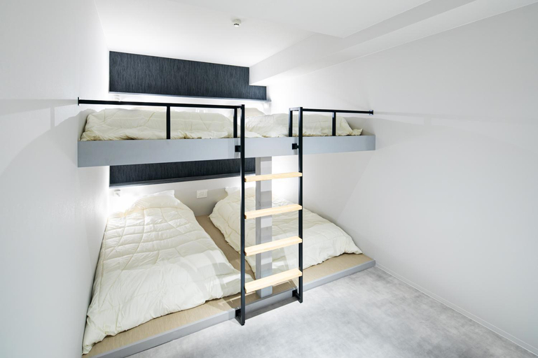 Bedroom 2, SITSURAE OSAKA Hommachi/Shinsaibashi-Kita, Osaka